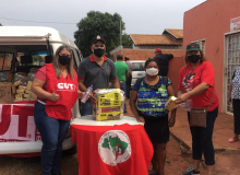 Sindicalistas realizam a entrega de 1,7 tonelada de alimentos em Campo Grande